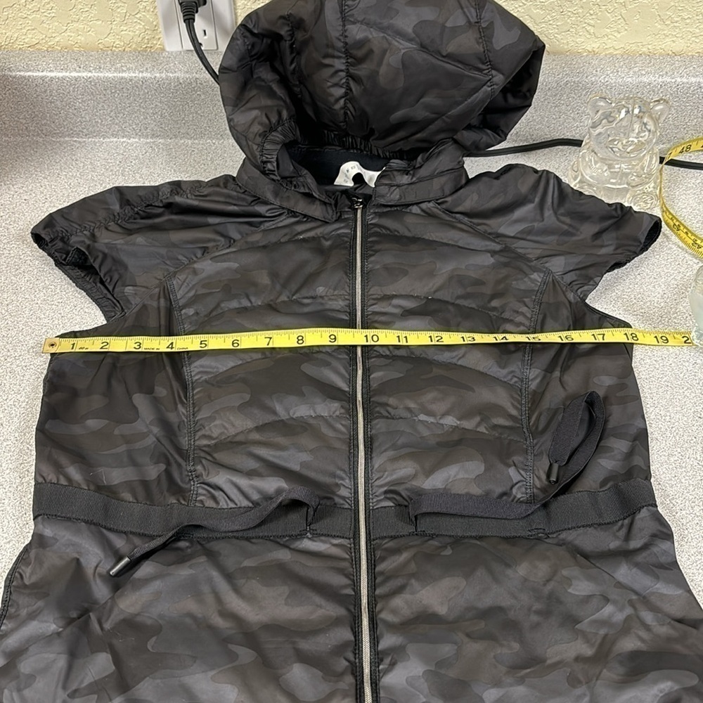 Lululemon Spring Fling Puffy Vest - Picture 9 of 10